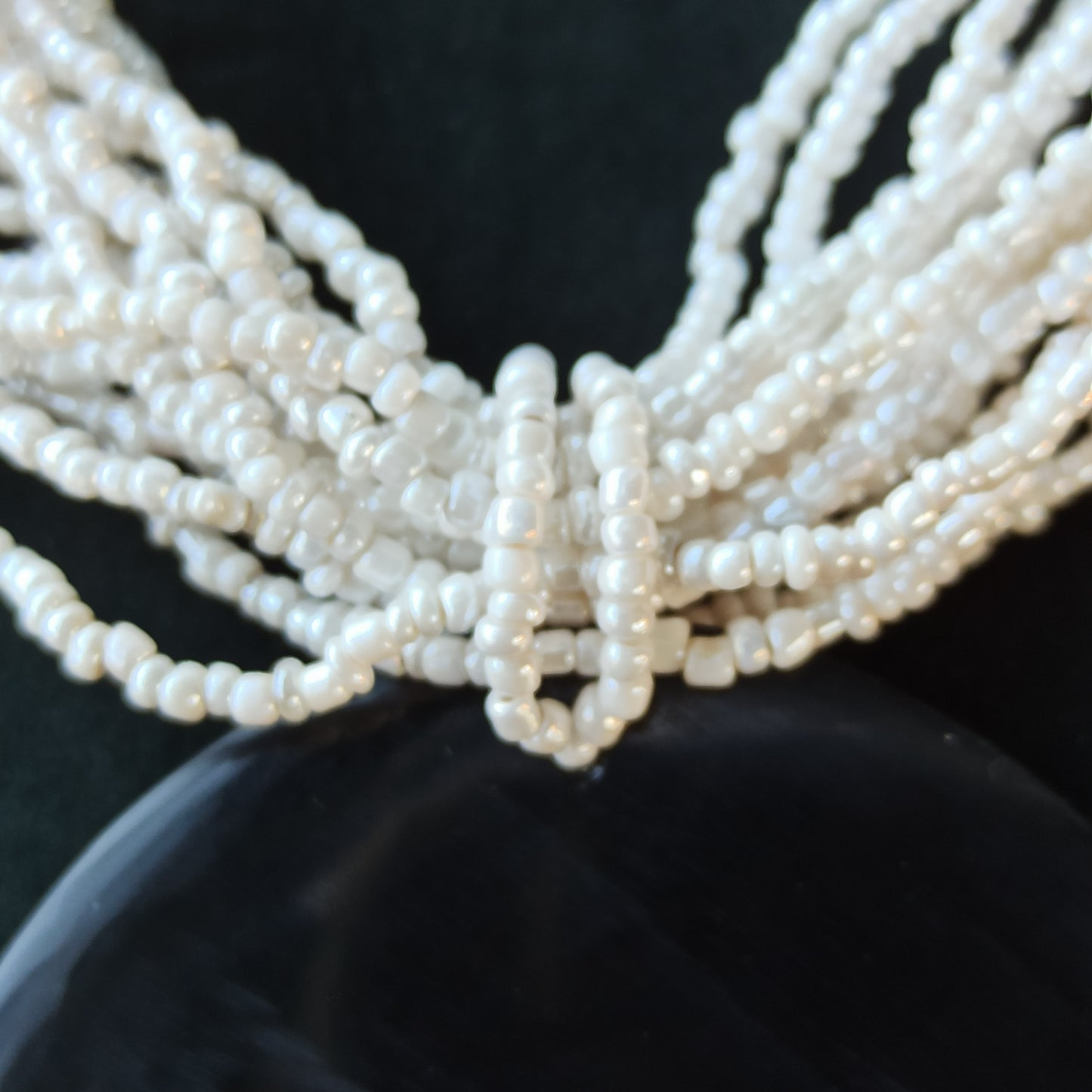 Respiro delle Maree - Multi-strand necklace with resin, mother-of-pearl, and abalone pendant