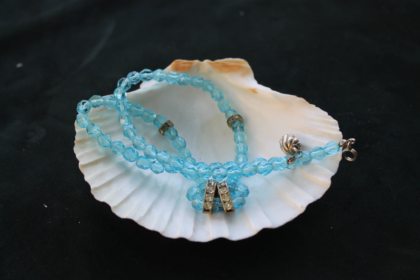 Lacrime di Sirena - Vintage silver necklace with light blue glass pearls