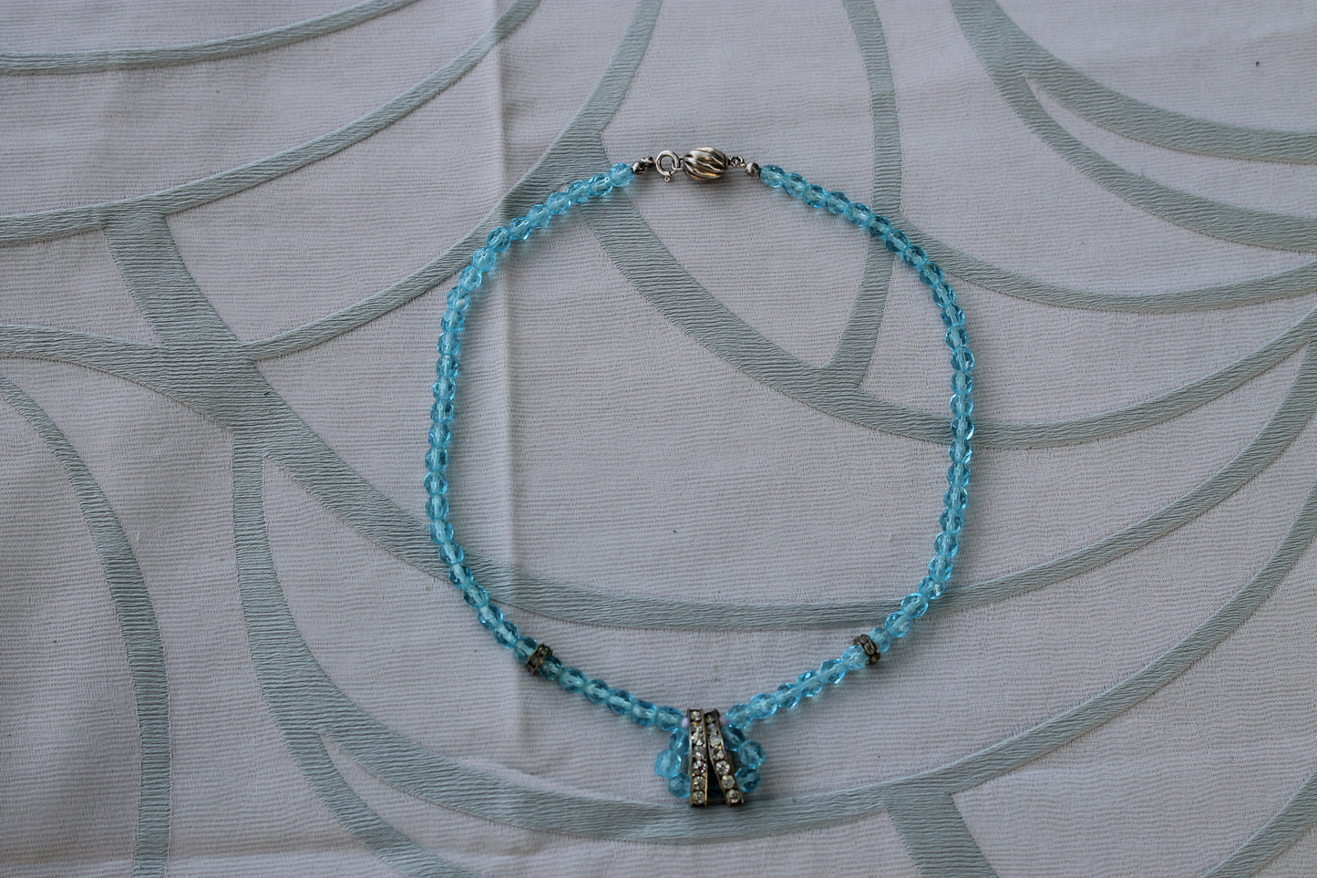 Lacrime di Sirena - Vintage silver necklace with light blue glass pearls