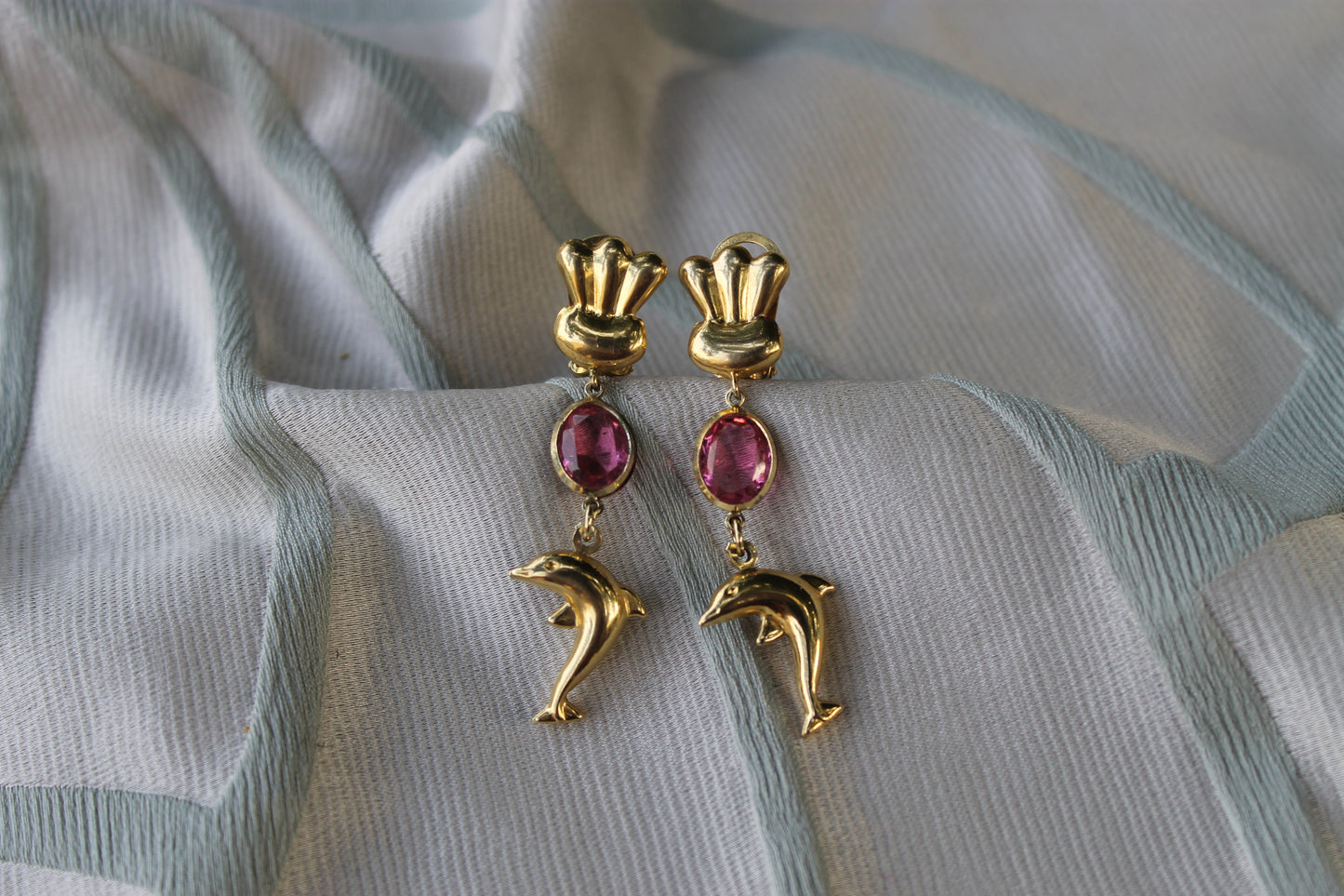 Custodi del Mare Interiore - Vintage silver earrings with dolphin and pink tourmaline