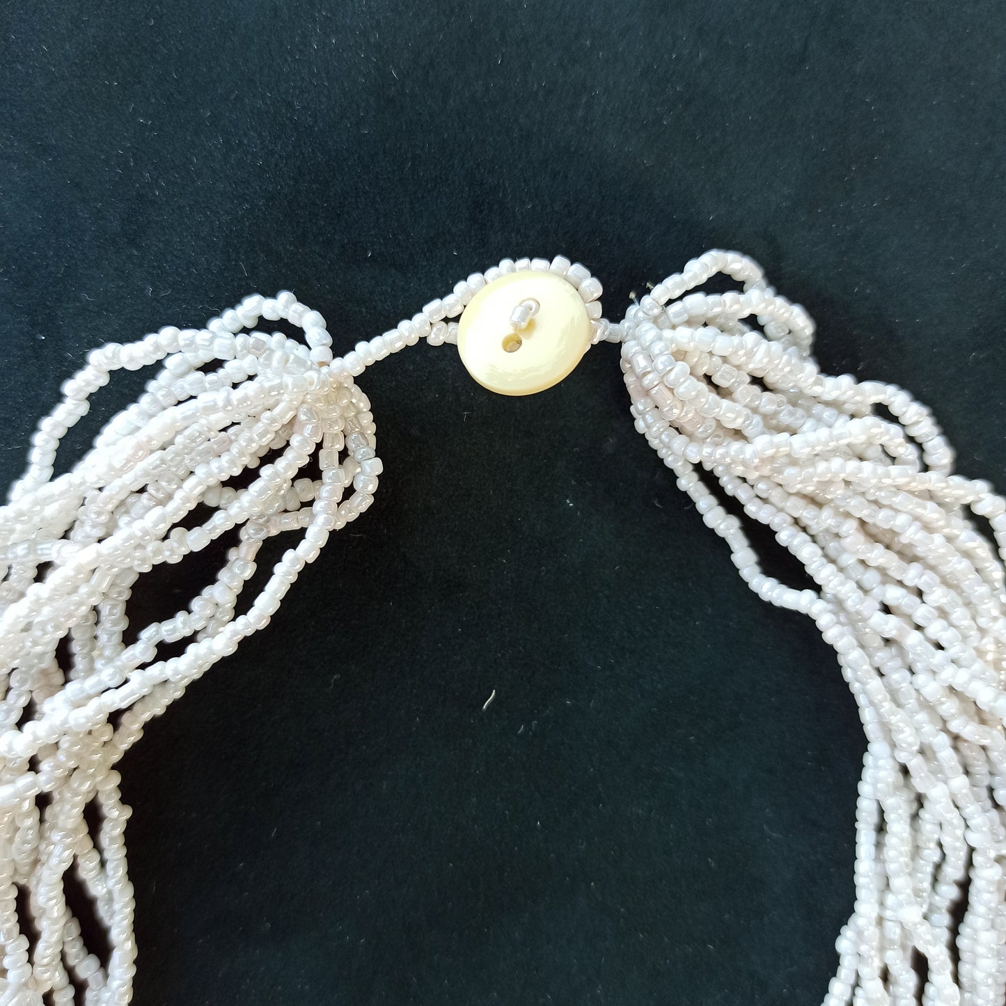 Respiro delle Maree - Multi-strand necklace with resin, mother-of-pearl, and abalone pendant