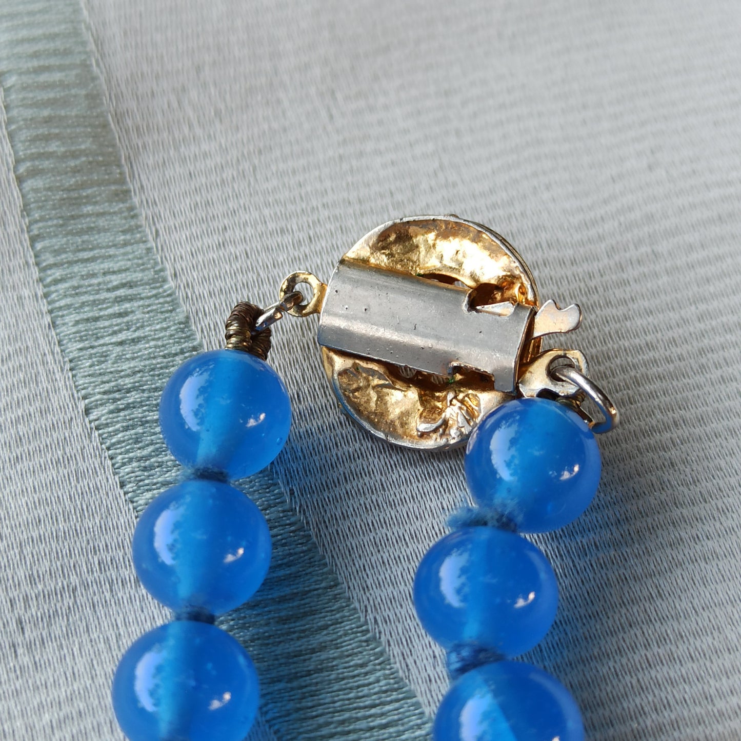 Lacrime di Sirena - Vintage necklace with blue pearls and golden clasp