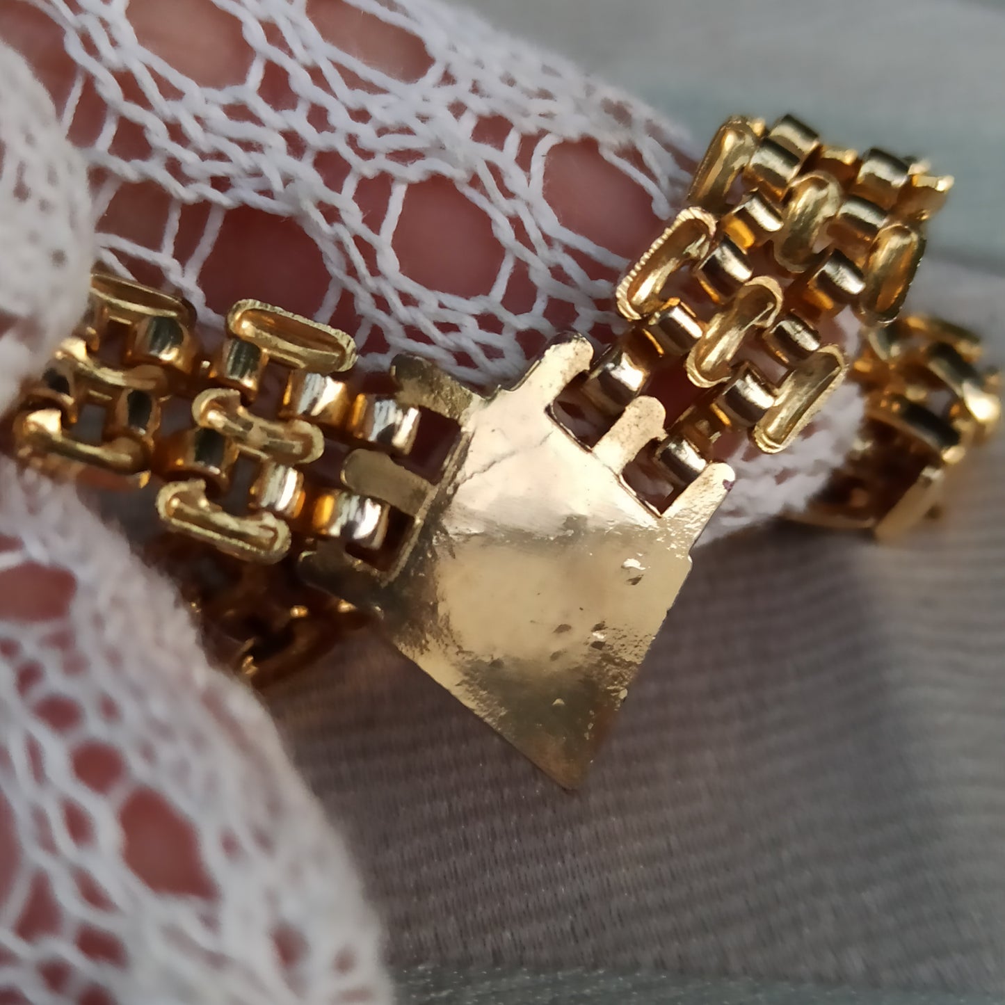 Lacrime di Aurora - Golden Avon Necklace with Colored Crystals