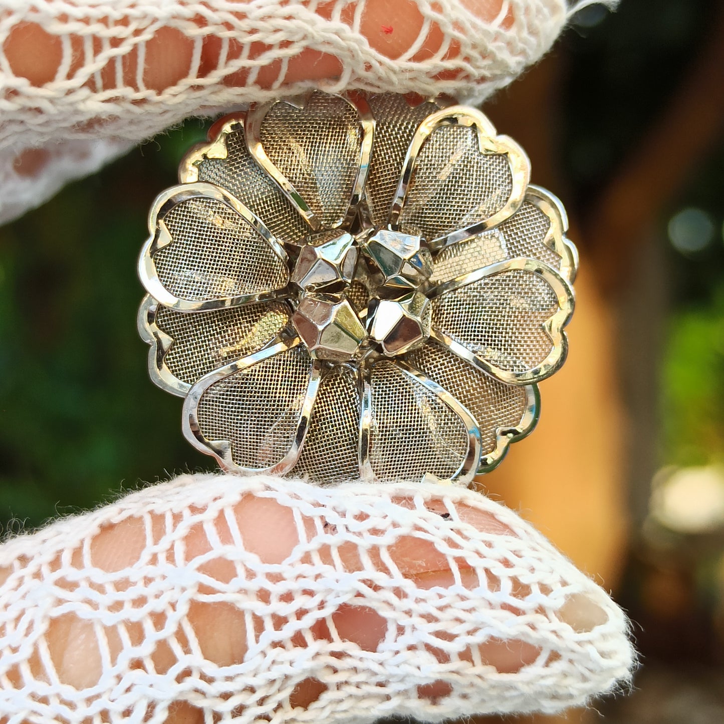 Fiore del Velo - Vintage Brooch in Gilded Metal from the 1950s