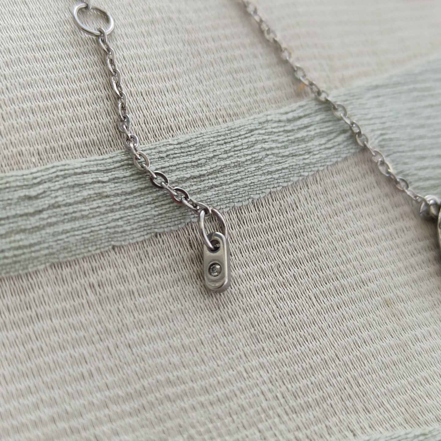 Vintage Stainless Steel Crystal Necklace - Luce Sigillata