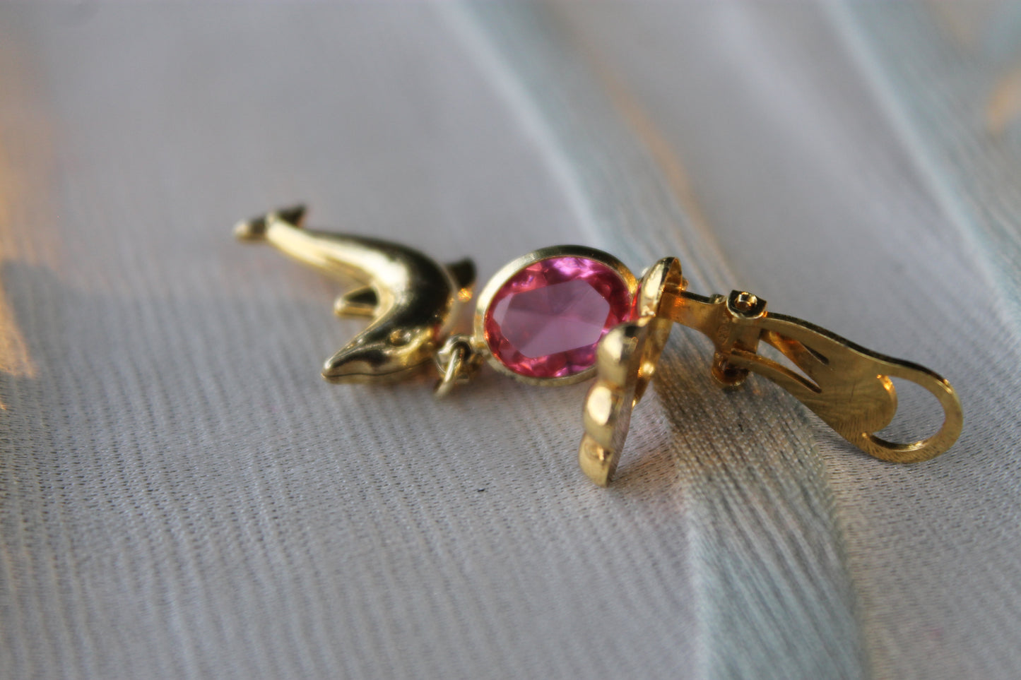 Custodi del Mare Interiore - Vintage silver earrings with dolphin and pink tourmaline