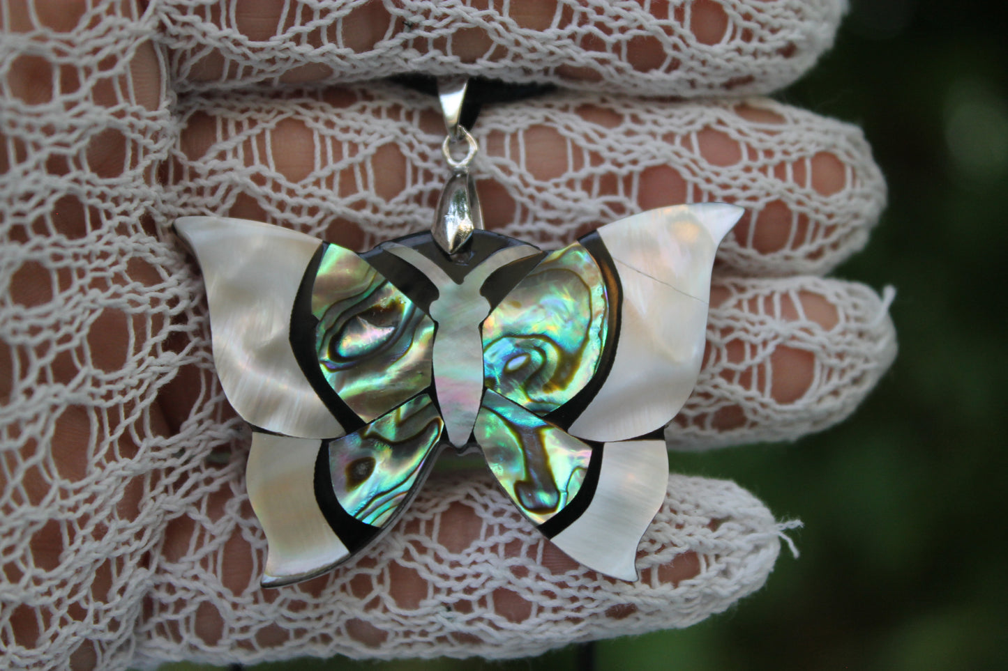 Ali del Sogno - Necklace with Butterfly in Mother-of-Pearl and Abalone