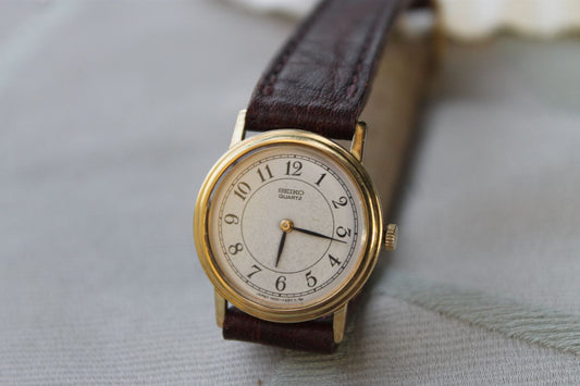 Custode del Tempo - Vintage Seiko Quartz Watch